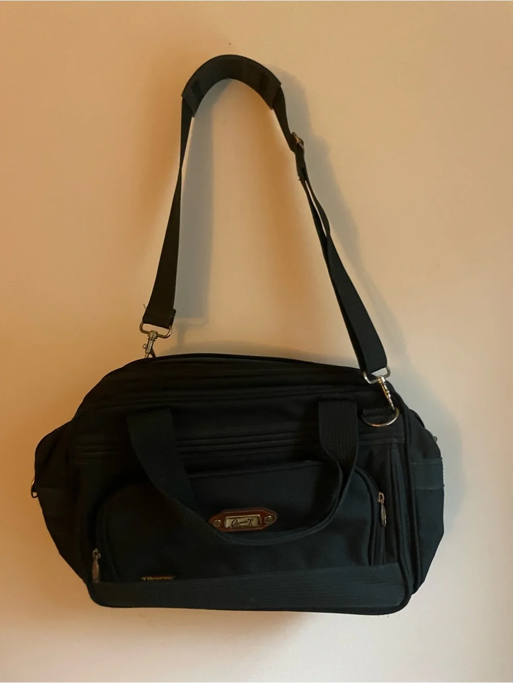 Ricardo Beverly Hills Tiburon Black Travel Overnight Carryall Bag